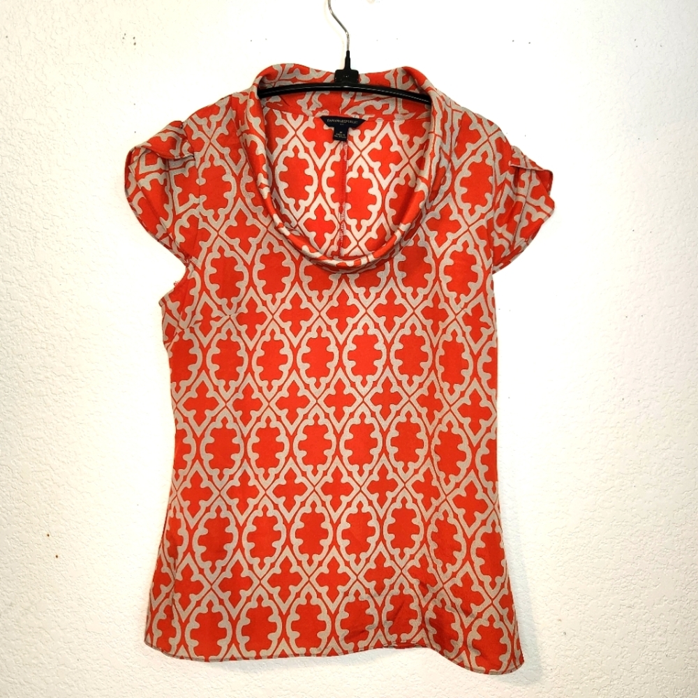 Banana Republic Factory Orange and Cream Patterned Pull-Over‎ Blouse, Size M